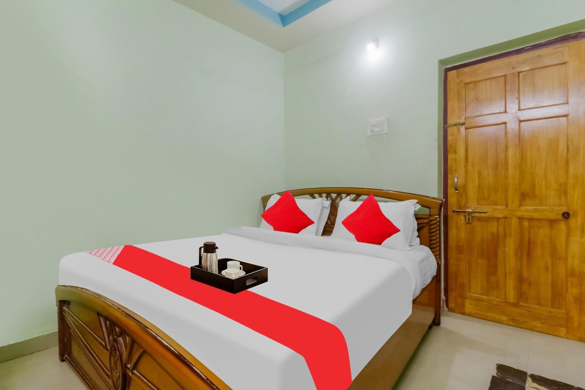 Hotel O Sea Coast Sunny Resort Гунтур Екстер'єр фото